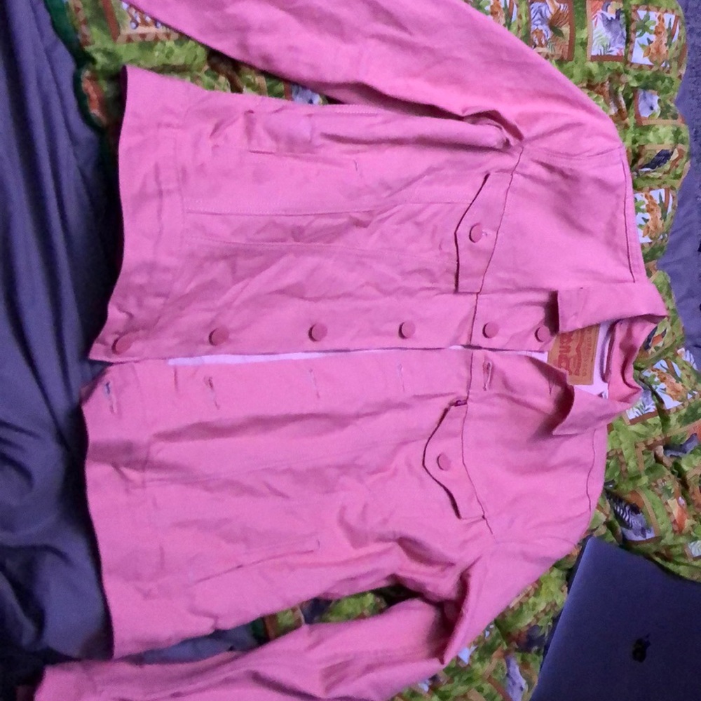 pink denim trucker levi’s jacket